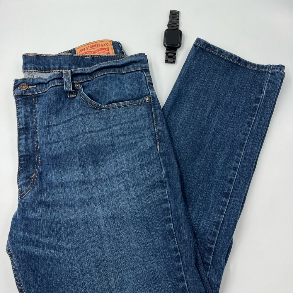 Levi's Men's Classic Blue Straight Jeans